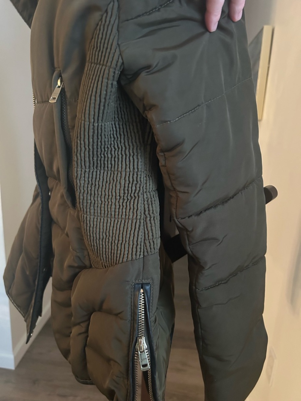 Zara Olive Green Quilted Hooded Puffer Jacket - Picture 3 of 4